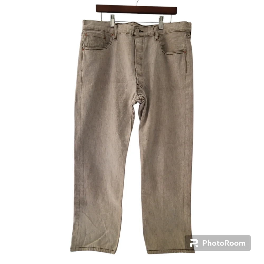 Men's Levi's 501 button Jeans Sz 40x32